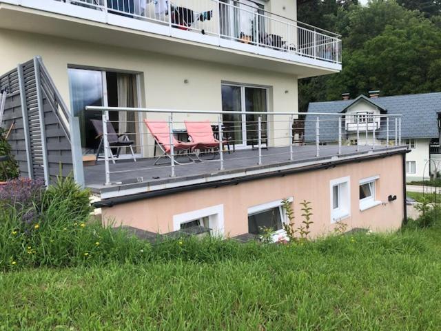 Velden View Ferienwohnung Mit Grosser Sonnenterrasse Und See- Und Karawankenblick Velden am Wörthersee Esterno foto