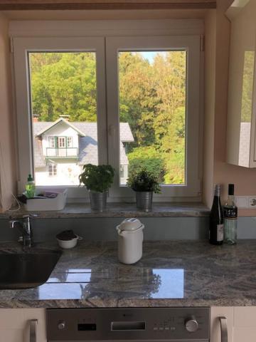 Velden View Ferienwohnung Mit Grosser Sonnenterrasse Und See- Und Karawankenblick Velden am Wörthersee Esterno foto