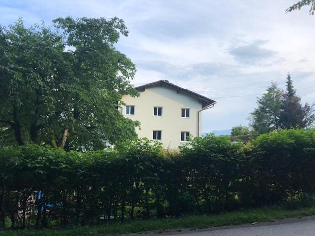 Velden View Ferienwohnung Mit Grosser Sonnenterrasse Und See- Und Karawankenblick Velden am Wörthersee Esterno foto